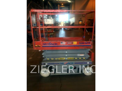 2011 LIFT - SCISSOR SKYJACK, INC. SJIIIE3219