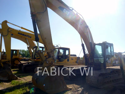 2005 TRACK EXCAVATORS CATERPILLAR 330C