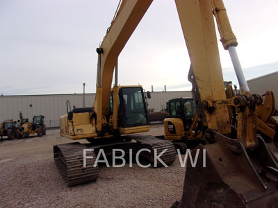 2000 TRACK EXCAVATORS KOMATSU PC200