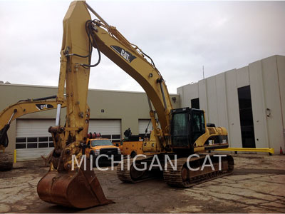 2005 TRACK EXCAVATORS CATERPILLAR 330CL