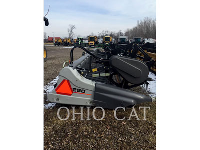 2011 COMBINES AGCO-GLEANER 9250T-35