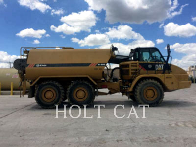 2014 WATER TRUCKS CATERPILLAR W00 725