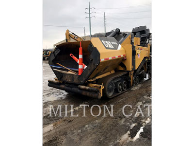 2010 ASPHALT PAVERS CATERPILLAR AP655D