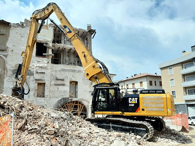 2020 Excavator - High Reach Demolition CATERPILLAR 340F UHD