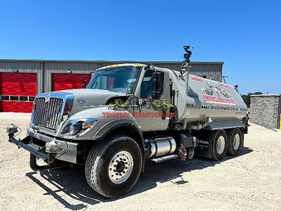 2024 Truck - Water INTERNATIONAL HV607