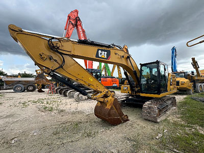 2018 Excavator - Crawler CATERPILLAR 320