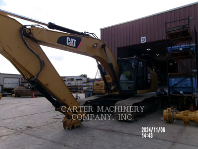 2017 TRACK EXCAVATORS CAT 330FL