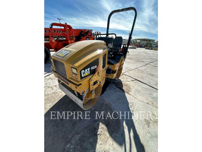 2018 VIBRATORY DOUBLE DRUM ASPHALT CAT CB22B