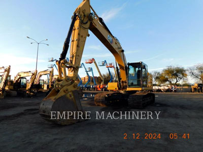 2021 TRACK EXCAVATORS CAT 323-07