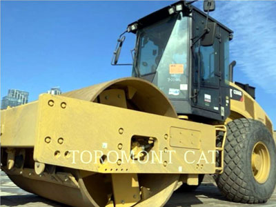 2020 COMPACTORS CAT CS66B