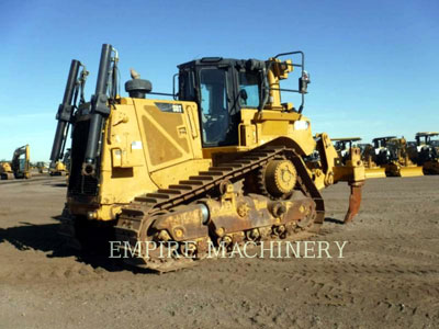 2013 TRACK TYPE TRACTORS CAT D8T