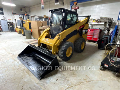 2014 SKID STEER LOADERS CAT 262D