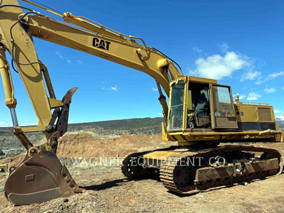 1996 TRACK EXCAVATORS CAT 235D LC