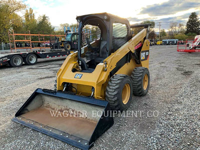 2017 SKID STEER LOADERS CAT 262D