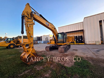 2022 TRACK EXCAVATORS CAT 323-07