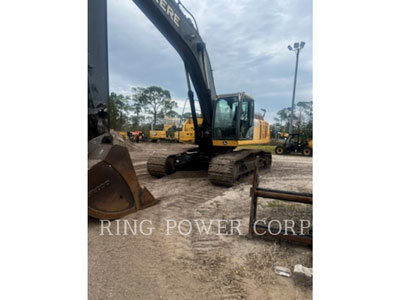 2015 TRACK EXCAVATORS DEERE & CO. 350G