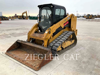 2019 COMPACT TRACK LOADER CAT 279D