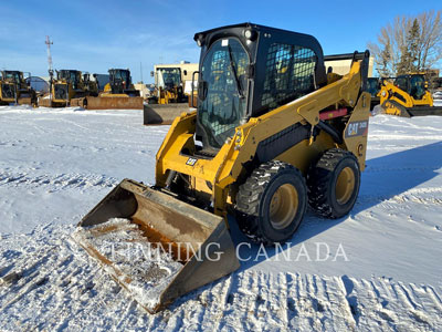 2018 COMPACT TRACK LOADER CAT 242D