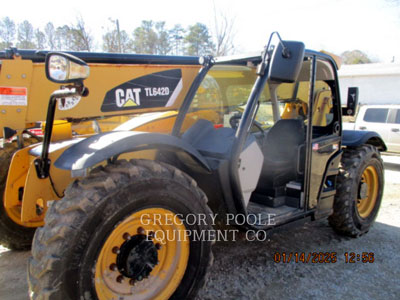 2016 TELEHANDLER CAT TL642D