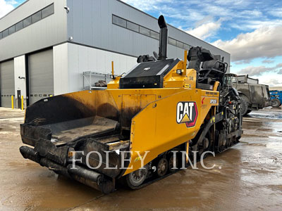 2022 ASPHALT PAVERS CAT AP555F