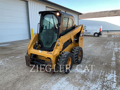 2018 SKID STEER LOADERS CAT 226D